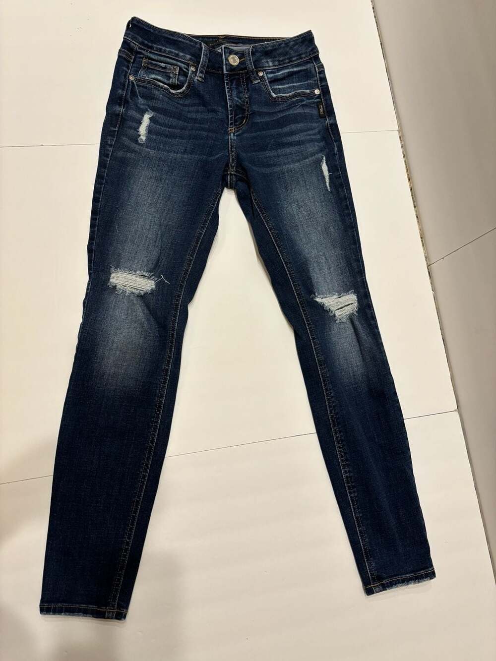 Silver Jeans Co. Suki Skinny Distressed Dark Wash Denim Jeans W26/L29